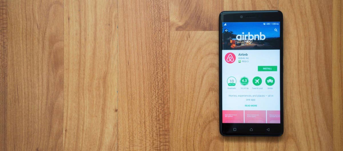 How to Manage Your Online Sales From Your Phone